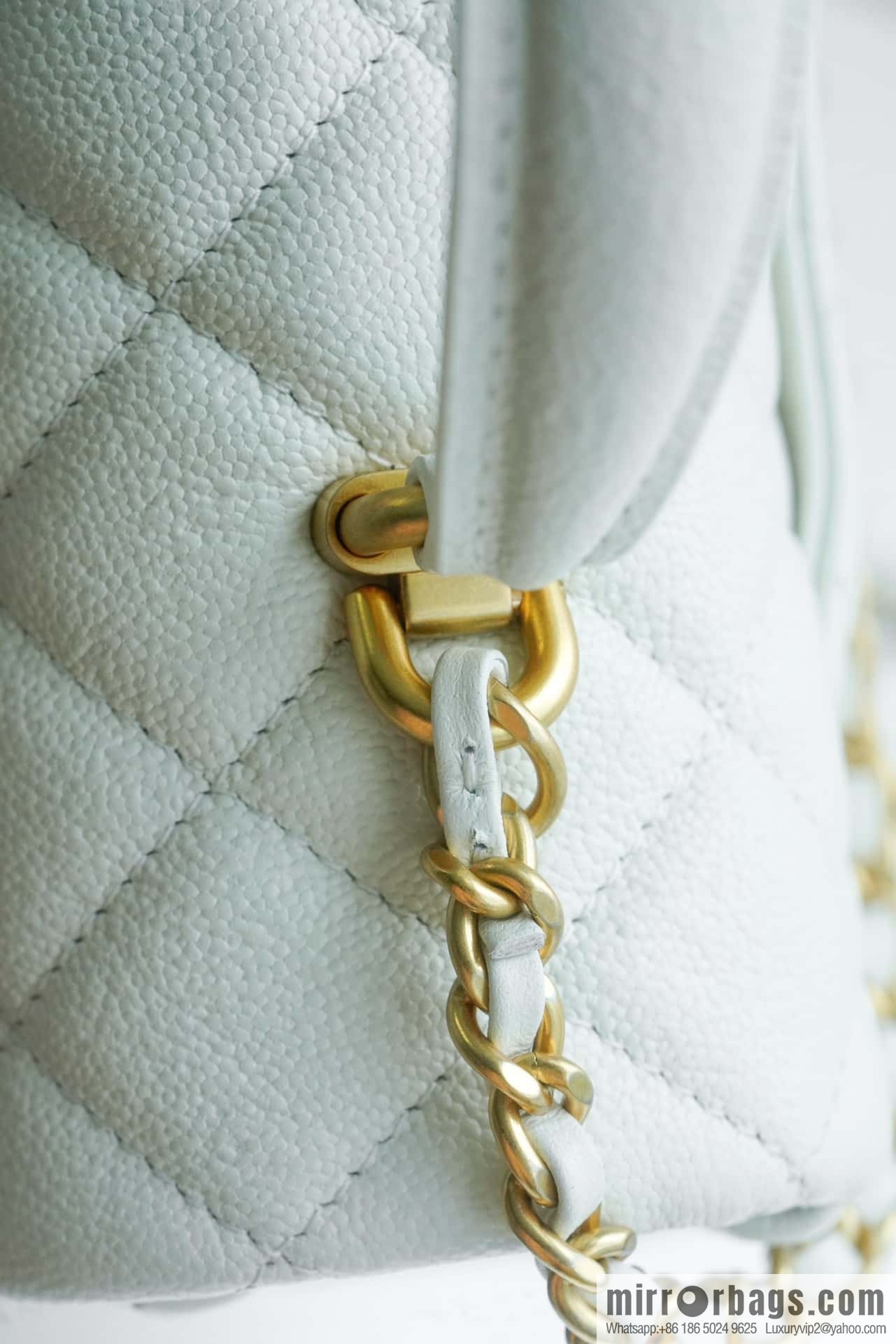CHANEL 21S Handle CF Mini Platinum 🤍 AS2431