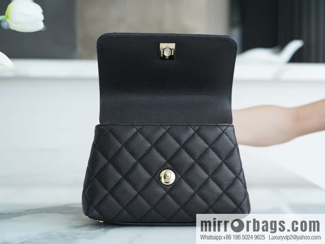 CHANEL spring and summer new product 𝗠𝗶𝗡𝗶 𝗖𝗼𝗖𝗼 𝗛𝗮𝗻𝗱𝗹𝗲 black gold AS2215