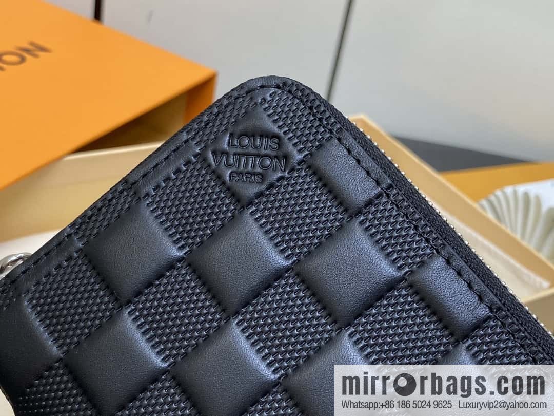 [Original order boutique] M11721 black embossed (plaid) full leather single zipper wallet series Zippy zipper wallet M60017 11721 black