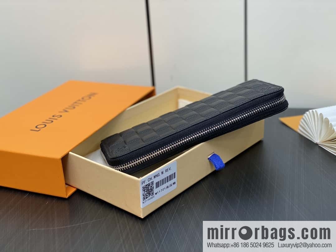 [Original order boutique] M11721 black embossed (plaid) full leather single zipper wallet series Zippy zipper wallet M60017 11721 black
