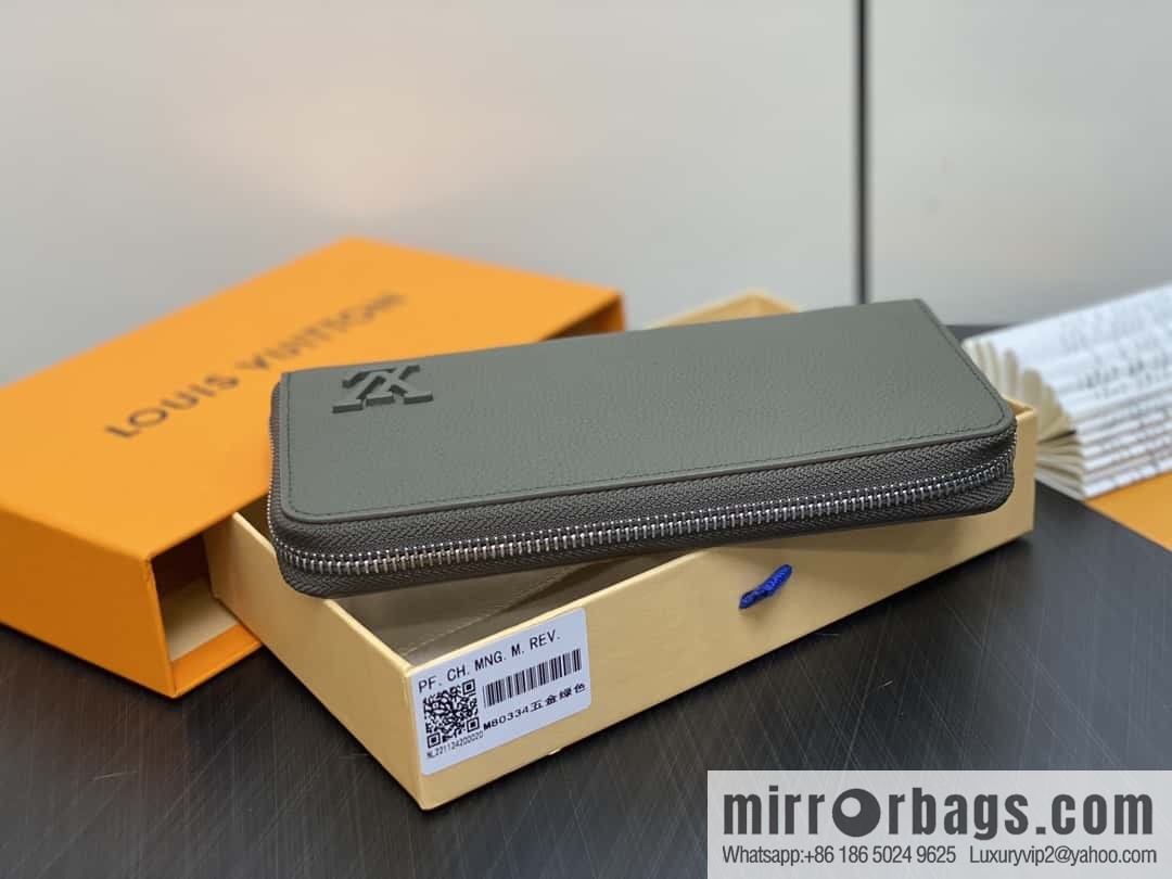[Original single boutique] M80334 green full leather single zipper wallet series, this horizontal Zippy wallet.