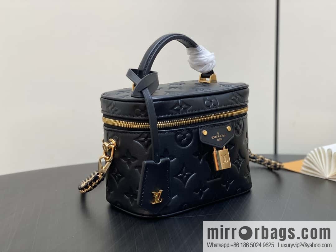 [Original order boutique] M25123 black, full leather embossed cosmetic bag series, variable size chip version M25219 white M25123 black, this Vanity small handbag.