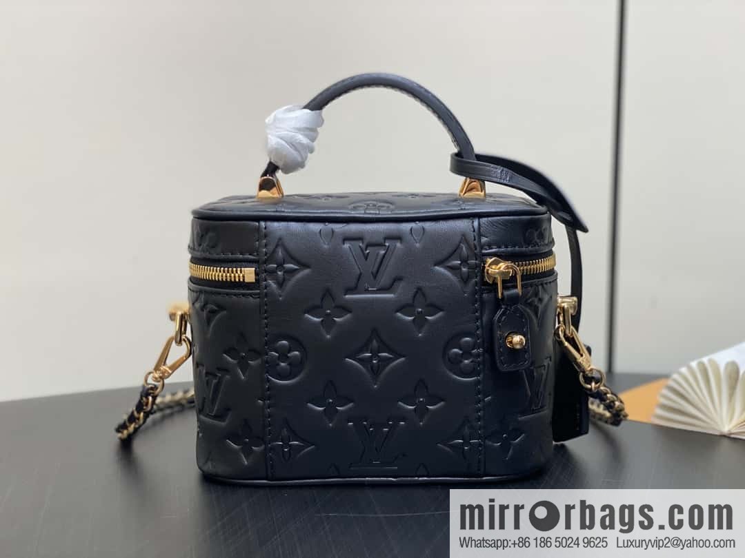 [Original order boutique] M25123 black, full leather embossed cosmetic bag series, variable size chip version M25219 white M25123 black, this Vanity small handbag.