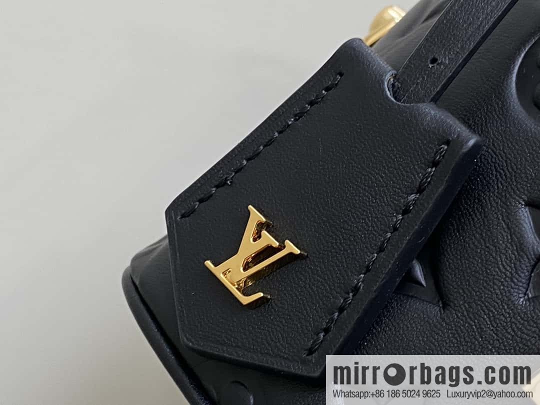 [Original order boutique] M25123 black, full leather embossed cosmetic bag series, variable size chip version M25219 white M25123 black, this Vanity small handbag.