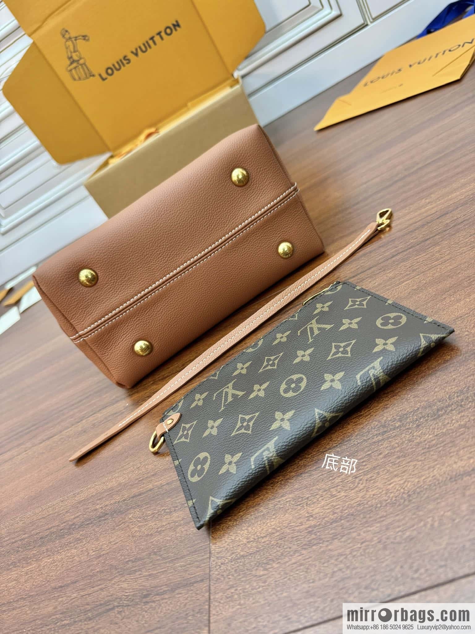 LV M25354 Low Key Hobo PM