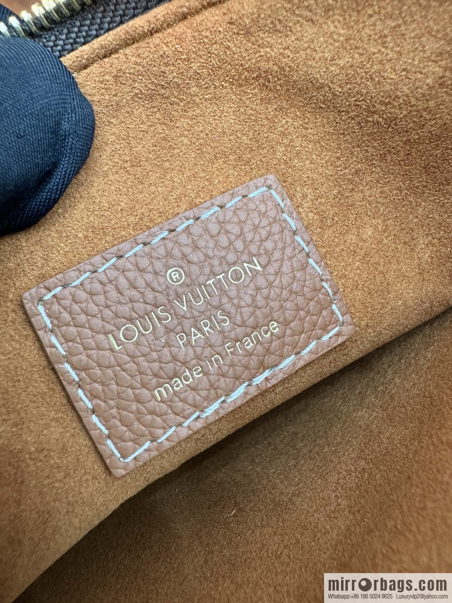 LV M25354 Low Key Hobo PM