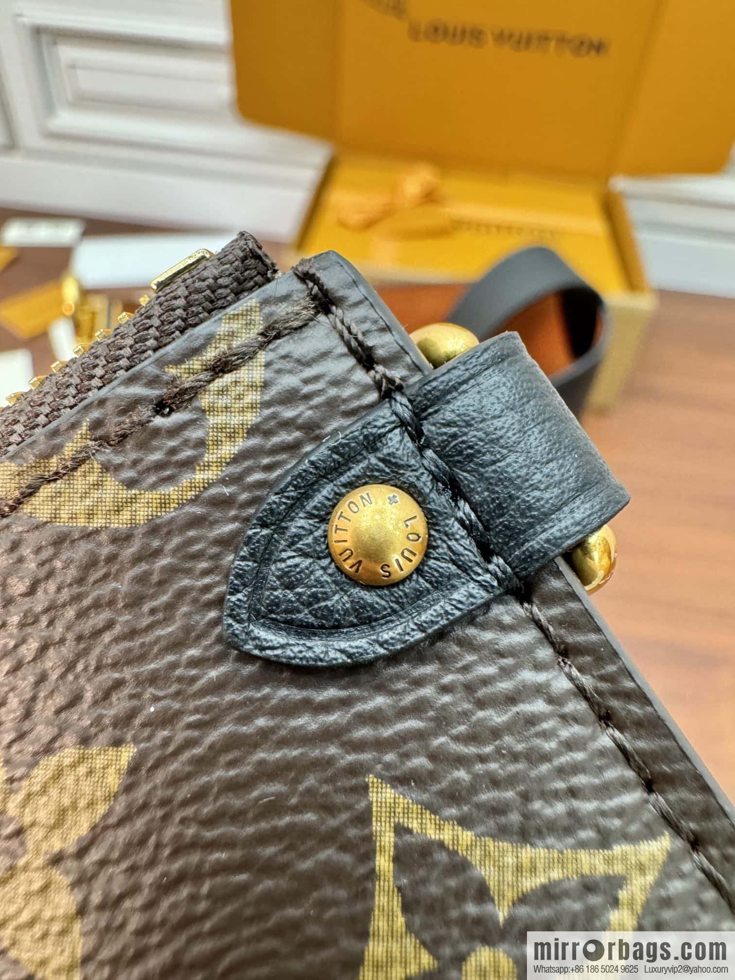 LV M25352 Low Key Hobo PM