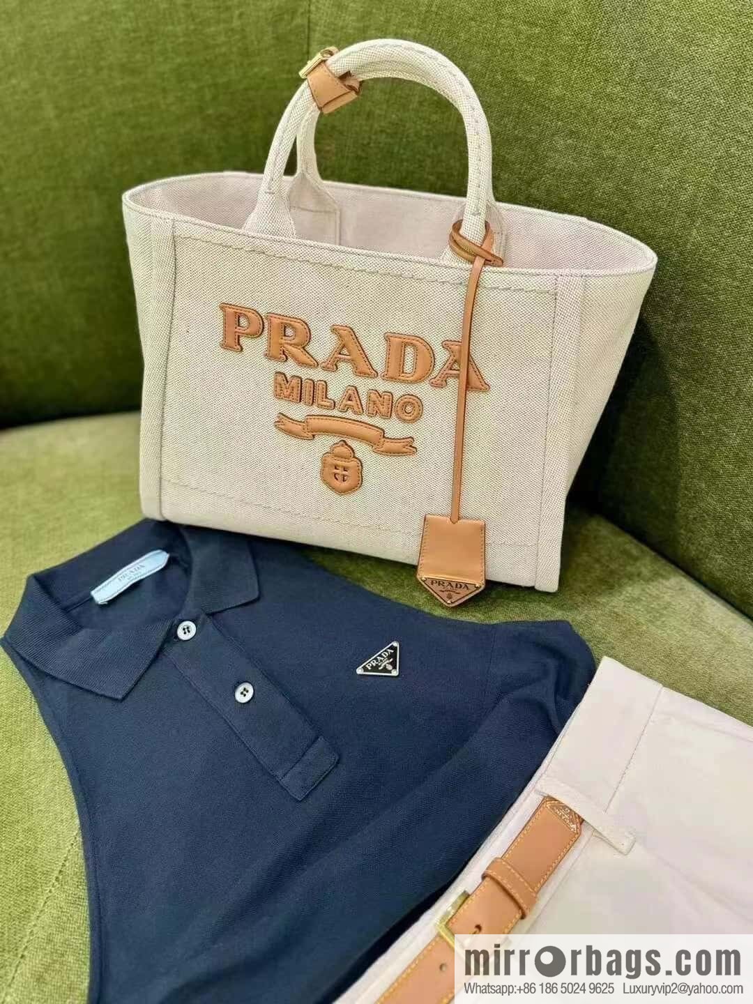 PRADA 🎉 new tote bag 🎉 1BG474