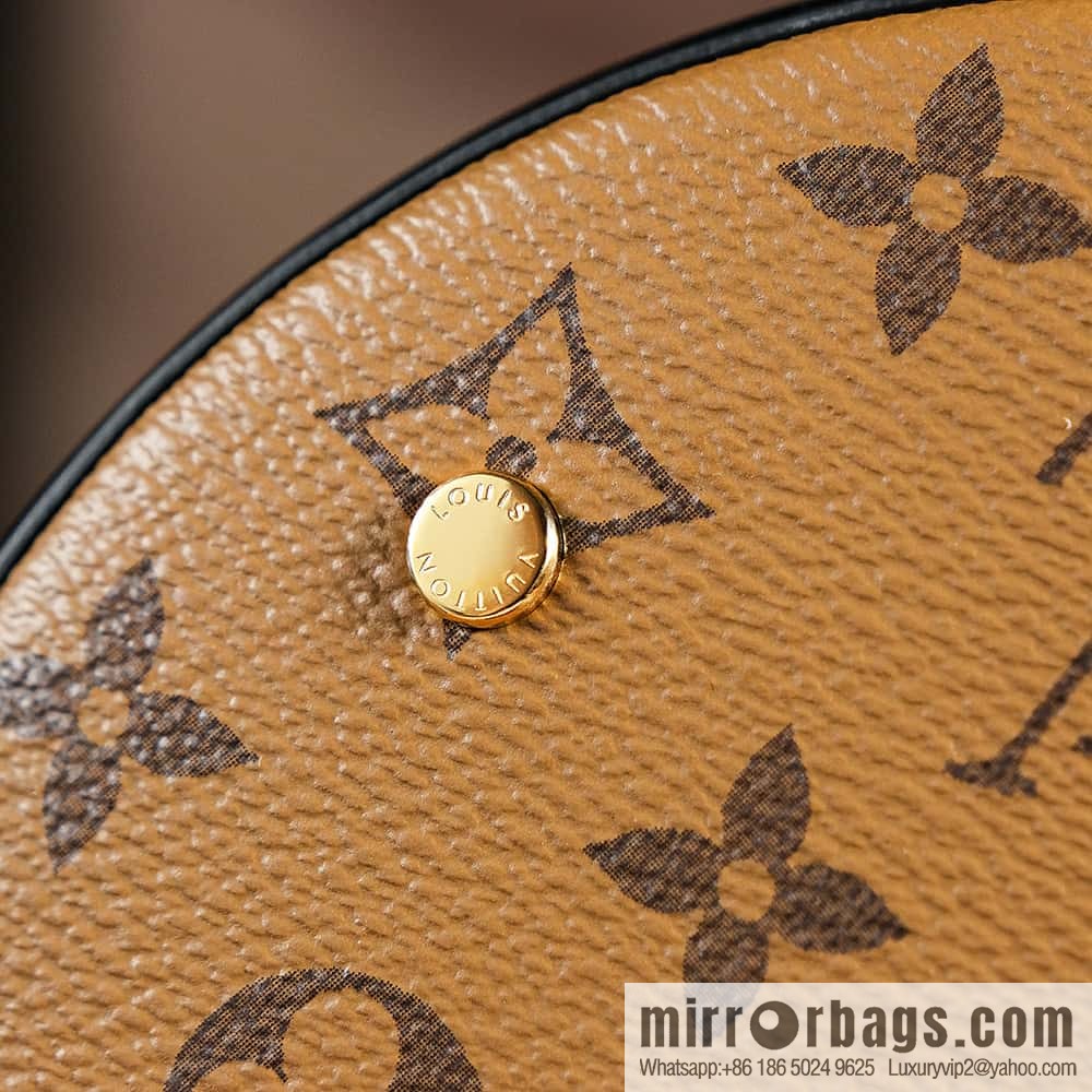 LV 𝐂𝐀𝐍𝐍𝐄𝐒 chip diamond beating code rice bucket bag series #M