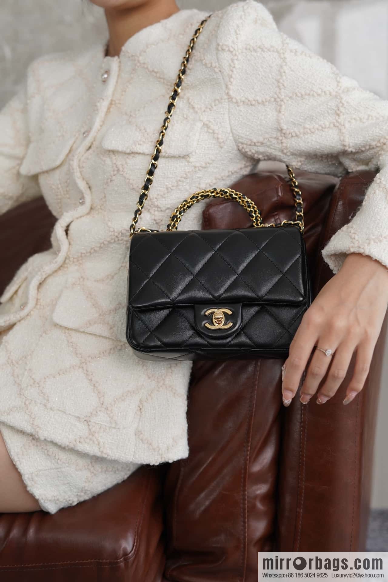 CHANEL 24b Flap New thick chain handle, fat square, small AS5032 B17665 94305