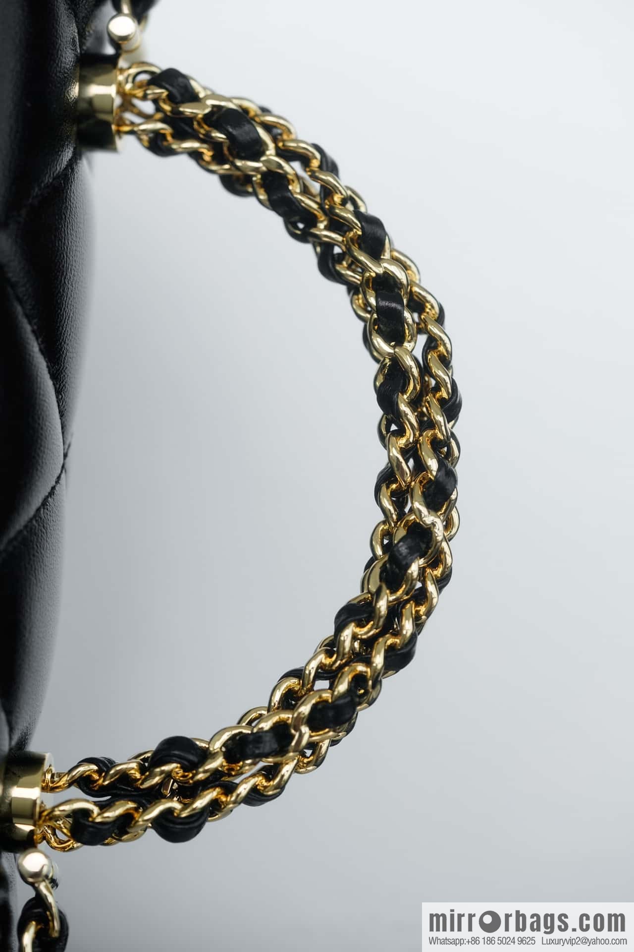 CHANEL 24b Flap New thick chain handle, fat square, small AS5032 B17665 94305