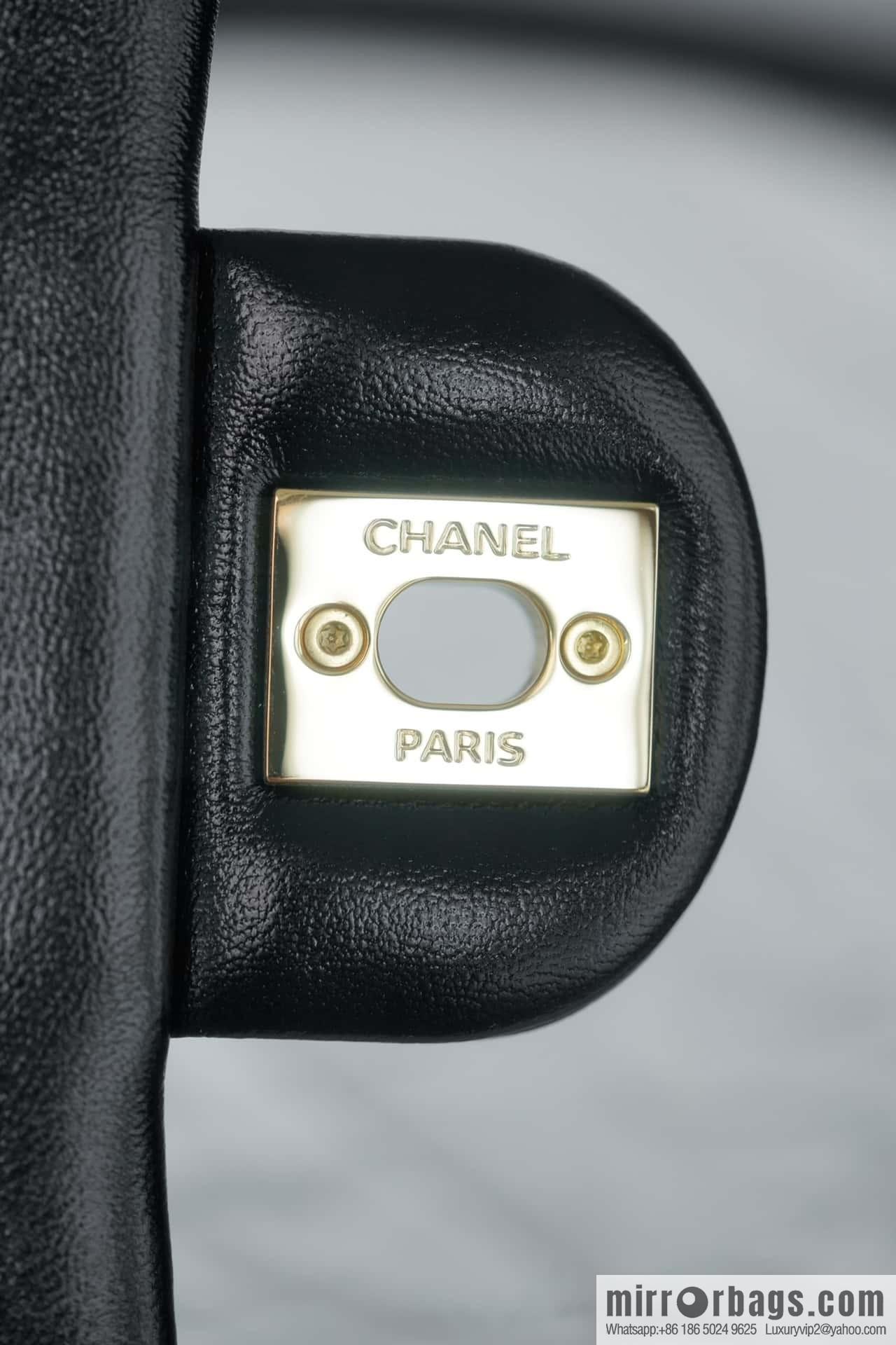 CHANEL 24b Flap New thick chain handle, fat square, small AS5032 B17665 94305