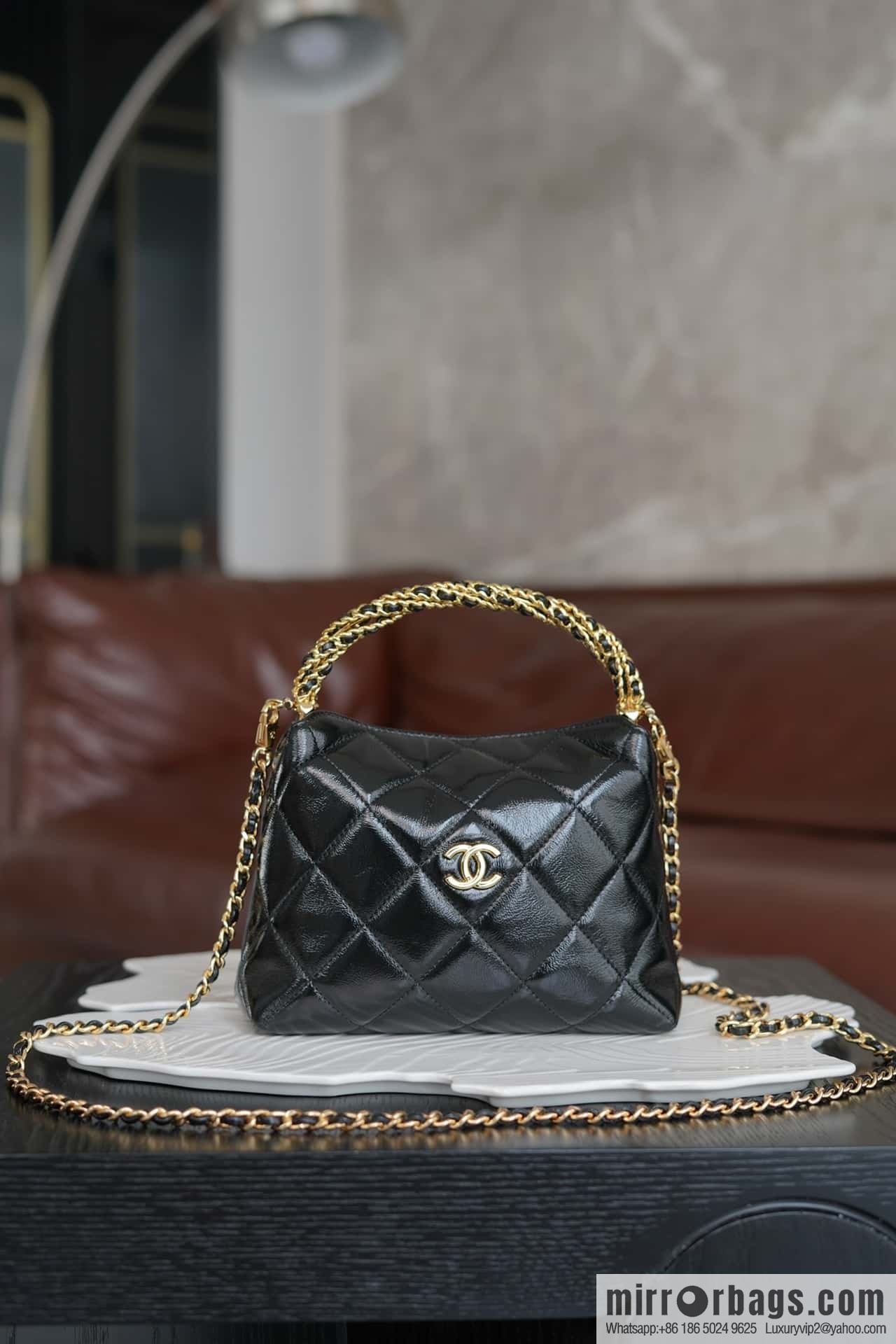 CHANEL 24b new thick chain handle, lunch box bag, black π€ AP4189 B17675 NZG79