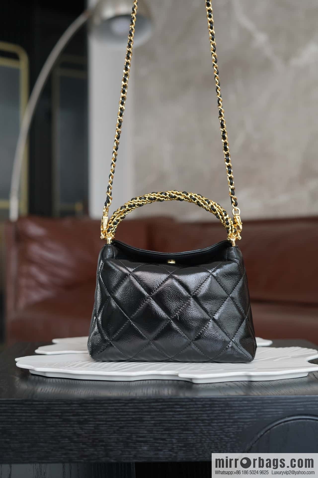 CHANEL 24b new thick chain handle, lunch box bag, black π€ AP4189 B17675 NZG79