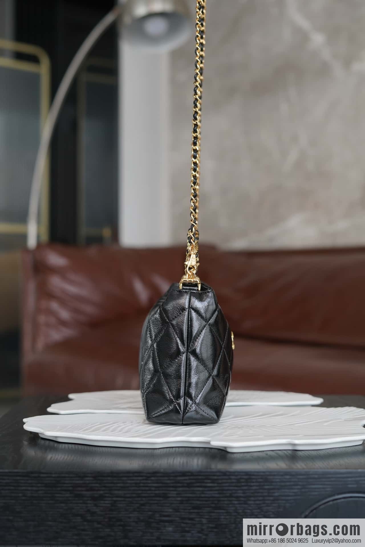 CHANEL 24b new thick chain handle, lunch box bag, black π€ AP4189 B17675 NZG79