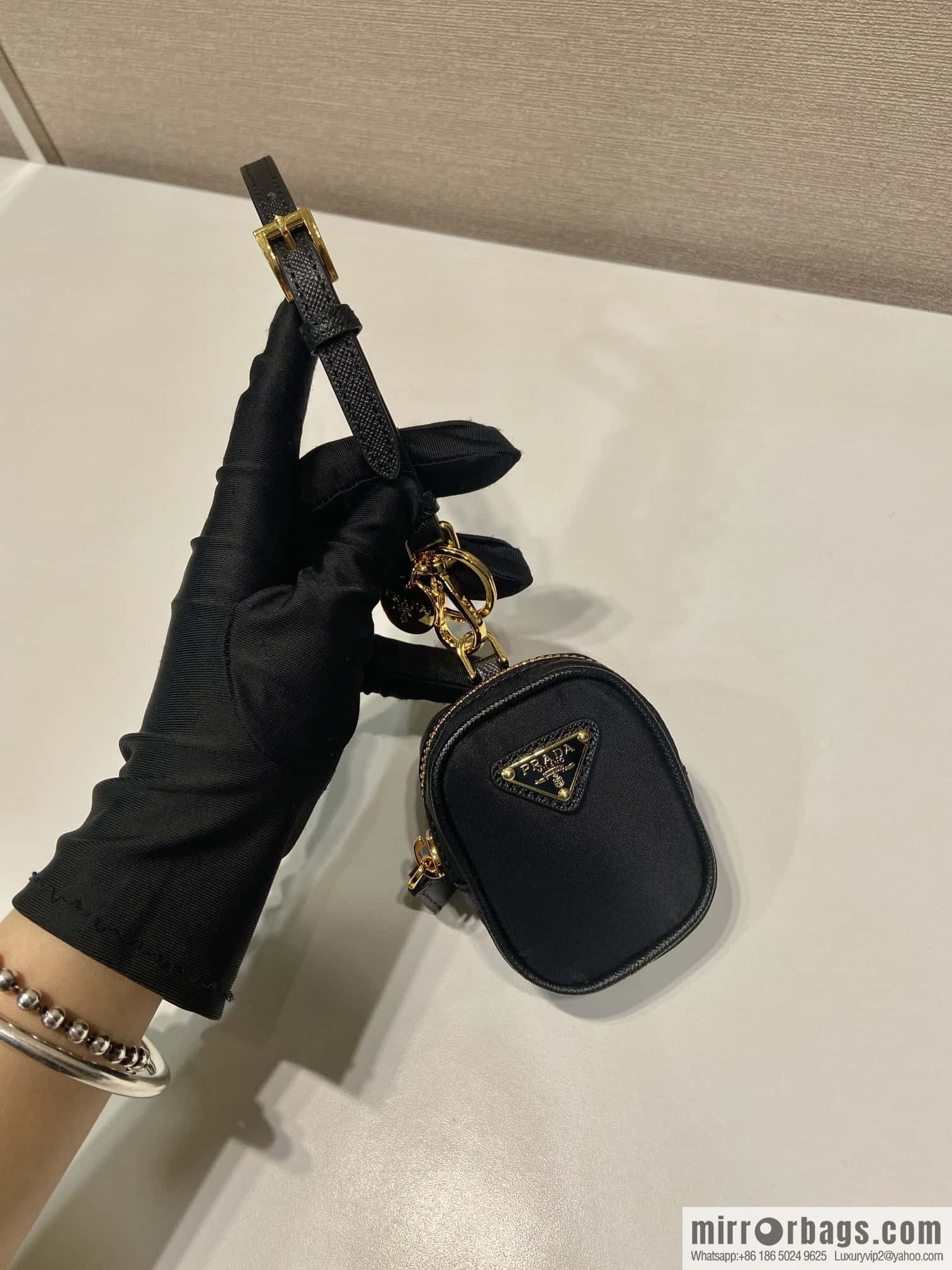 PRADA 🎉 Mini Bag 🎉 1TT200 New 🎉🎉 Black