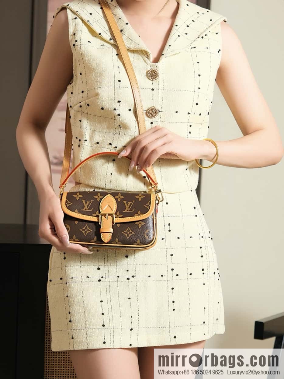 LV M83298 New NANO DIANE handbag of the season