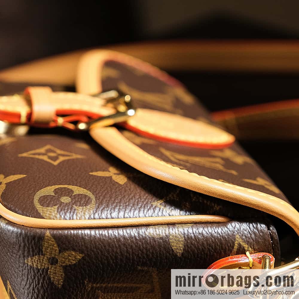 LV M83298 New NANO DIANE handbag of the season