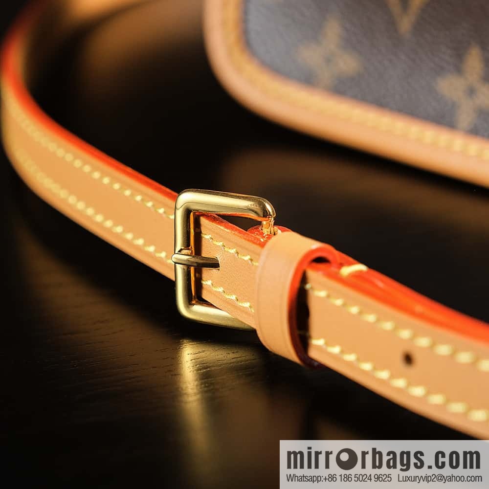 LV M83298 New NANO DIANE handbag of the season
