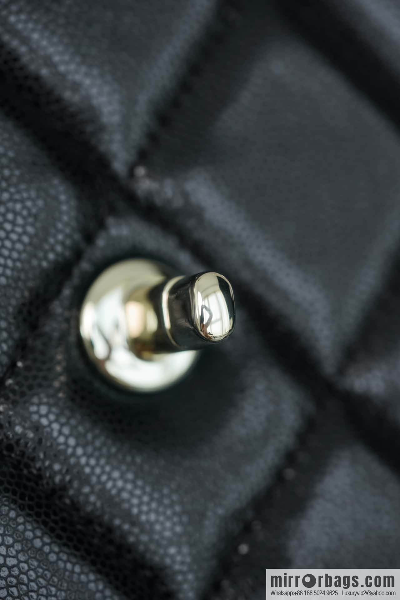 CHANEL 24p handle Kelly box, black large AS4712