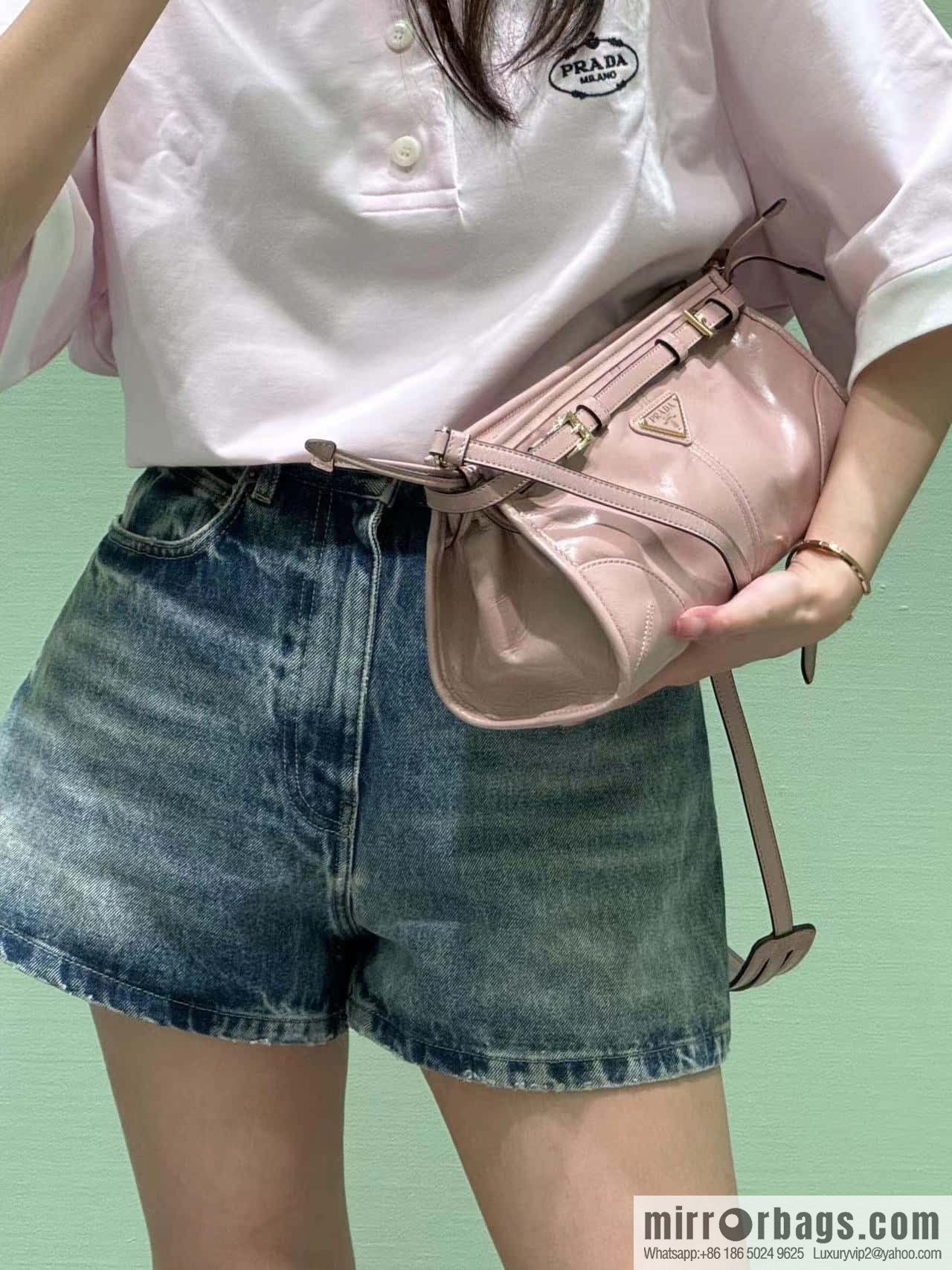 PRADA 🎉 LusSo lf oil wax leather 🎉 1BA215 messenger bag 🎉 pink