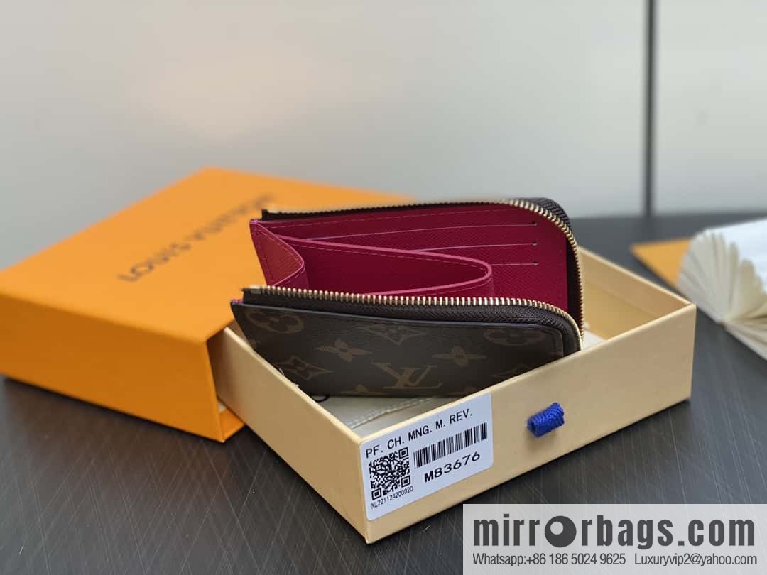 [Original order boutique] M83676 presbyopia rose red, zipper wallet series NEW Noah Compact wallet