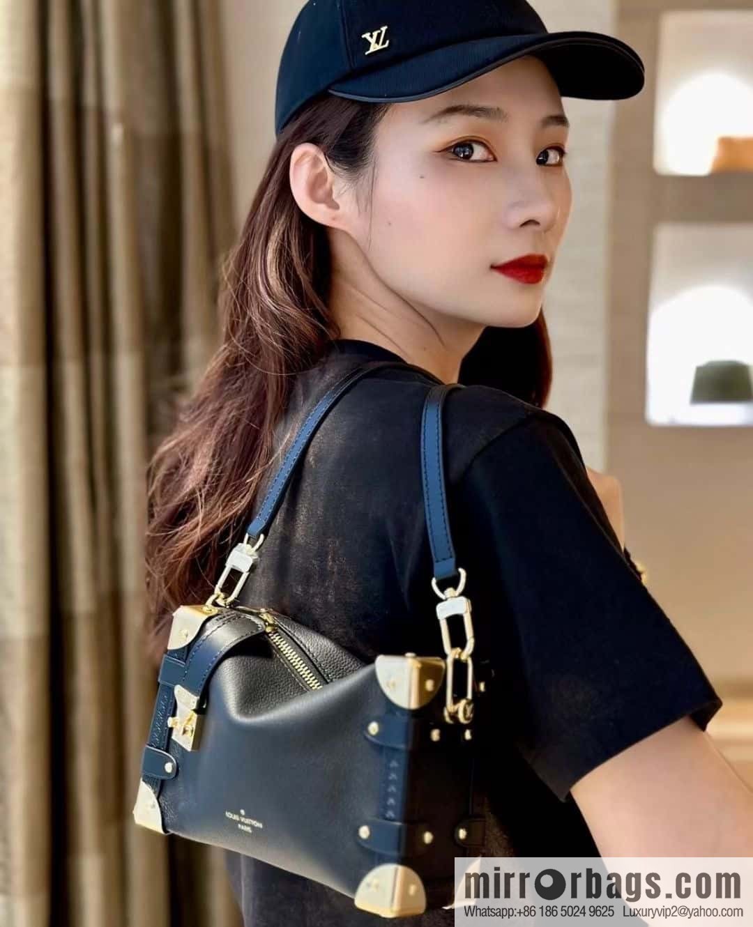 LV M23817 SIDE TRUNK small handbag