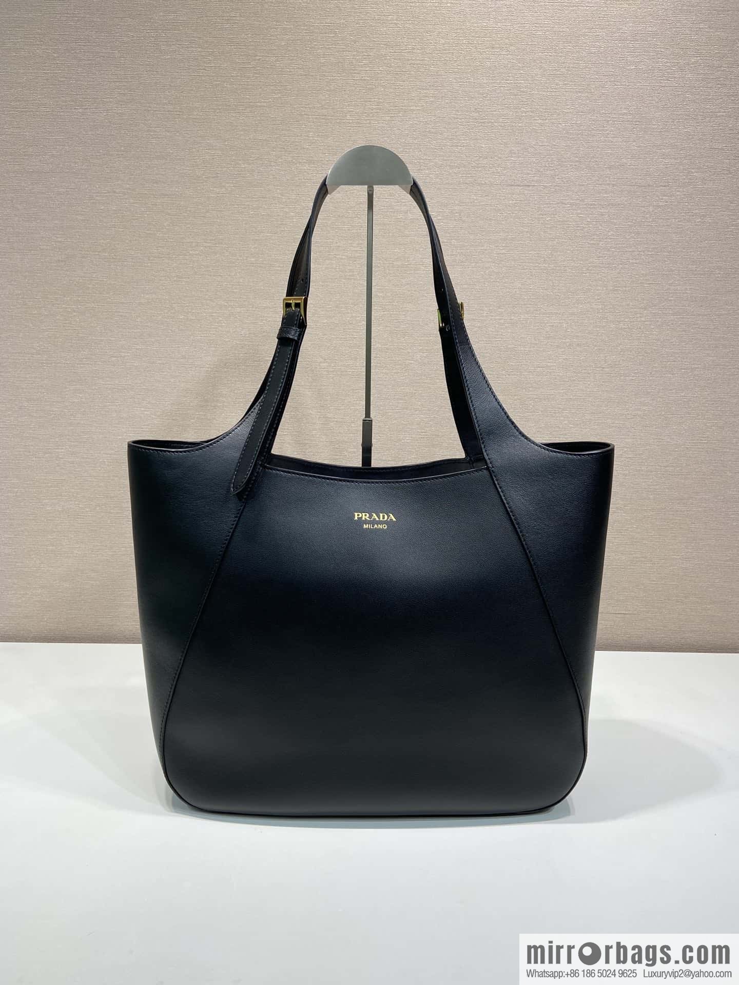 PRADA 🎉 new tote bag 🎉 1BG512 🎉🎉 black