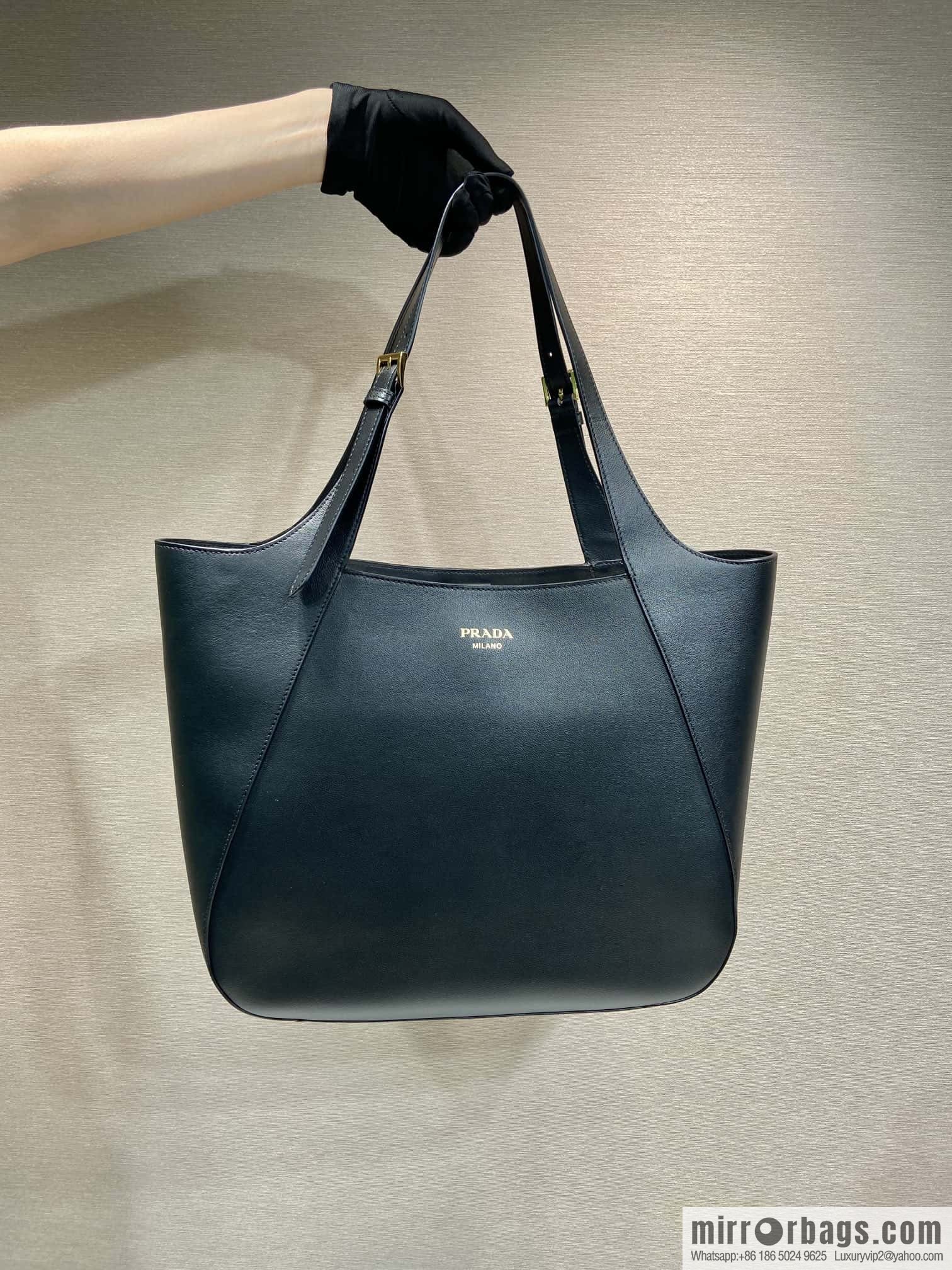 PRADA 🎉 new tote bag 🎉 1BG512 🎉🎉 black