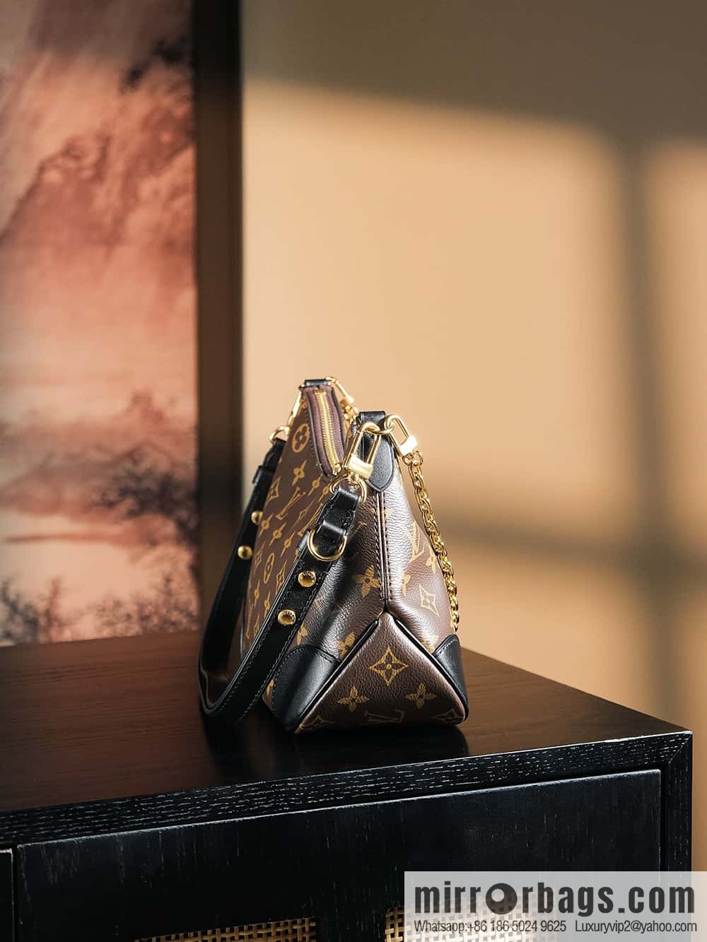 LV 𝐁𝐎𝐔𝐋𝐎𝐆𝐍𝐄 chip diamond beating horn series #M
