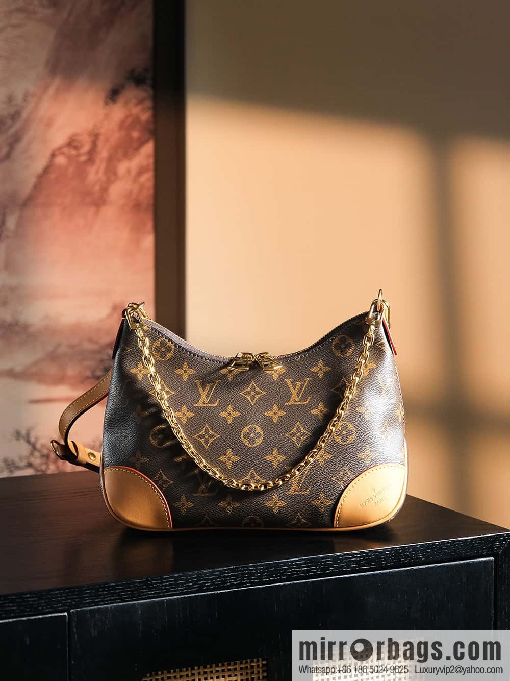 LV 𝐁𝐎𝐔𝐋𝐎𝐆𝐍𝐄 chip diamond beating horn series #M