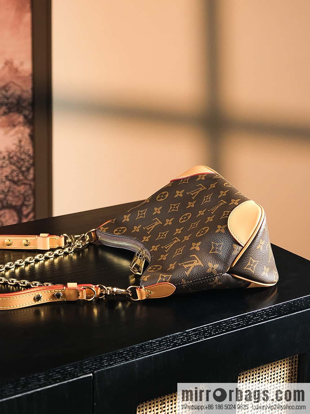 LV 𝐁𝐎𝐔𝐋𝐎𝐆𝐍𝐄 chip diamond beating horn series #M