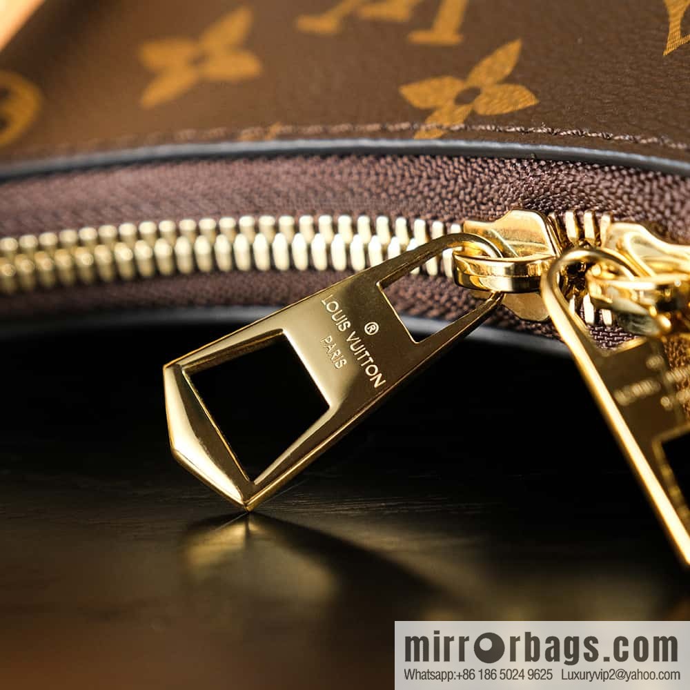 LV 𝐁𝐎𝐔𝐋𝐎𝐆𝐍𝐄 chip diamond beating horn series #M