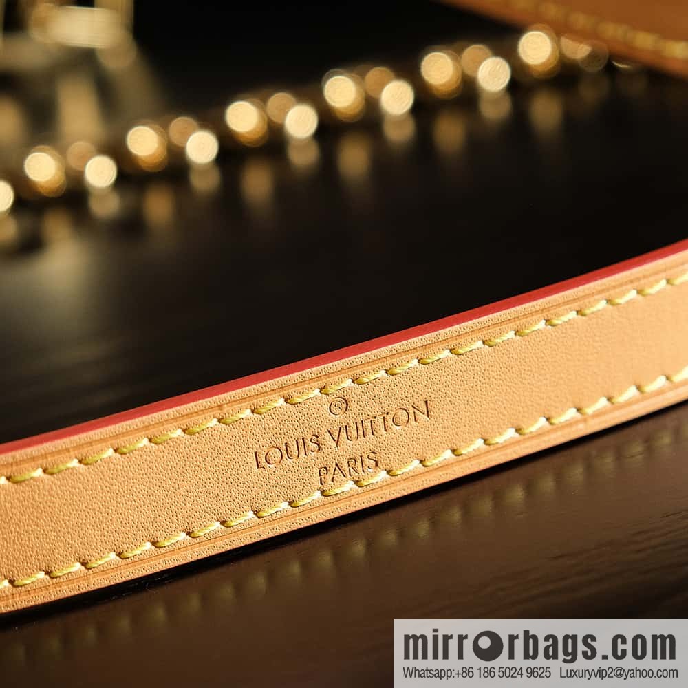 LV 𝐁𝐎𝐔𝐋𝐎𝐆𝐍𝐄 chip diamond beating horn series #M