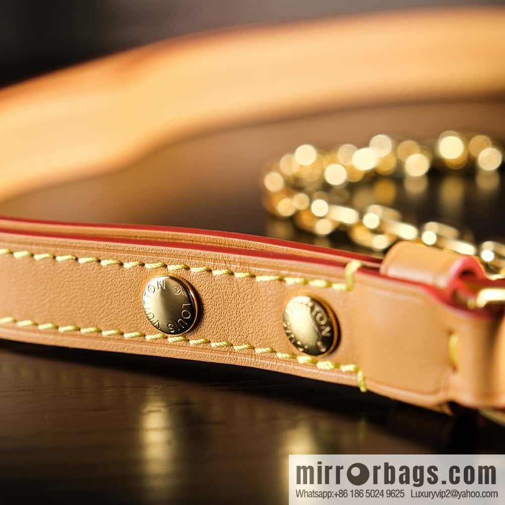 LV 𝐁𝐎𝐔𝐋𝐎𝐆𝐍𝐄 chip diamond beating horn series #M