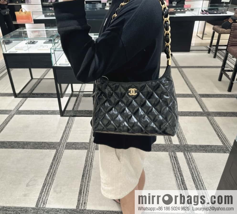 𝐂𝐡𝐚𝐧𝐞𝐥 𝟮𝟰𝗮 Premium Handicraft Workshop Hobo Black, Large, Genuine Leather AS4923