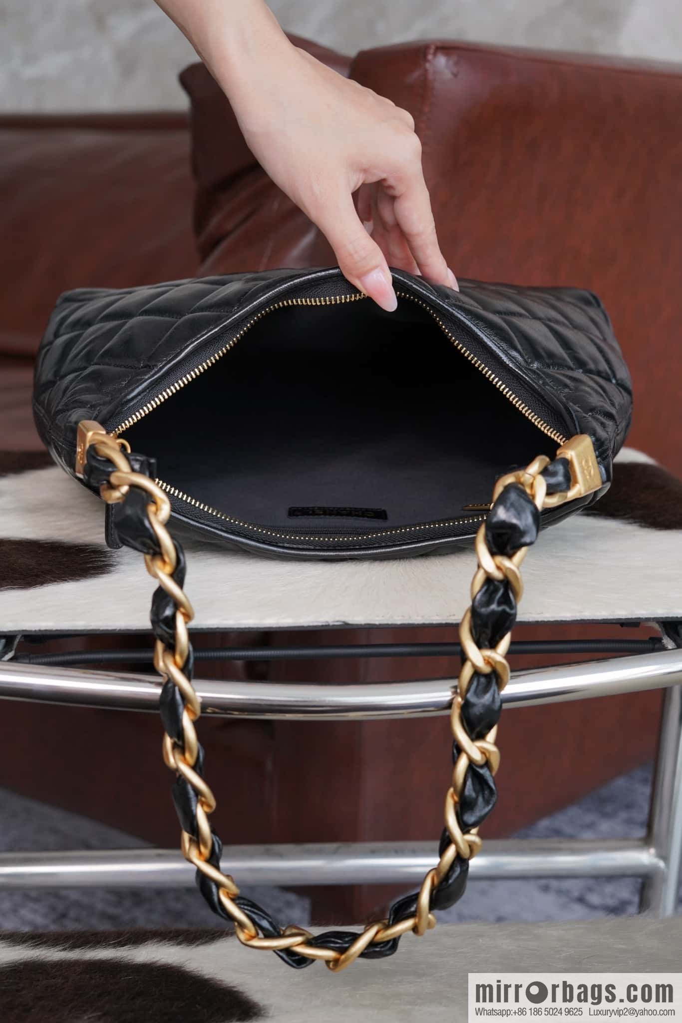 𝐂𝐡𝐚𝐧𝐞𝐥 𝟮𝟰𝗮 Premium Handicraft Workshop Hobo Black, Large, Genuine Leather AS4923