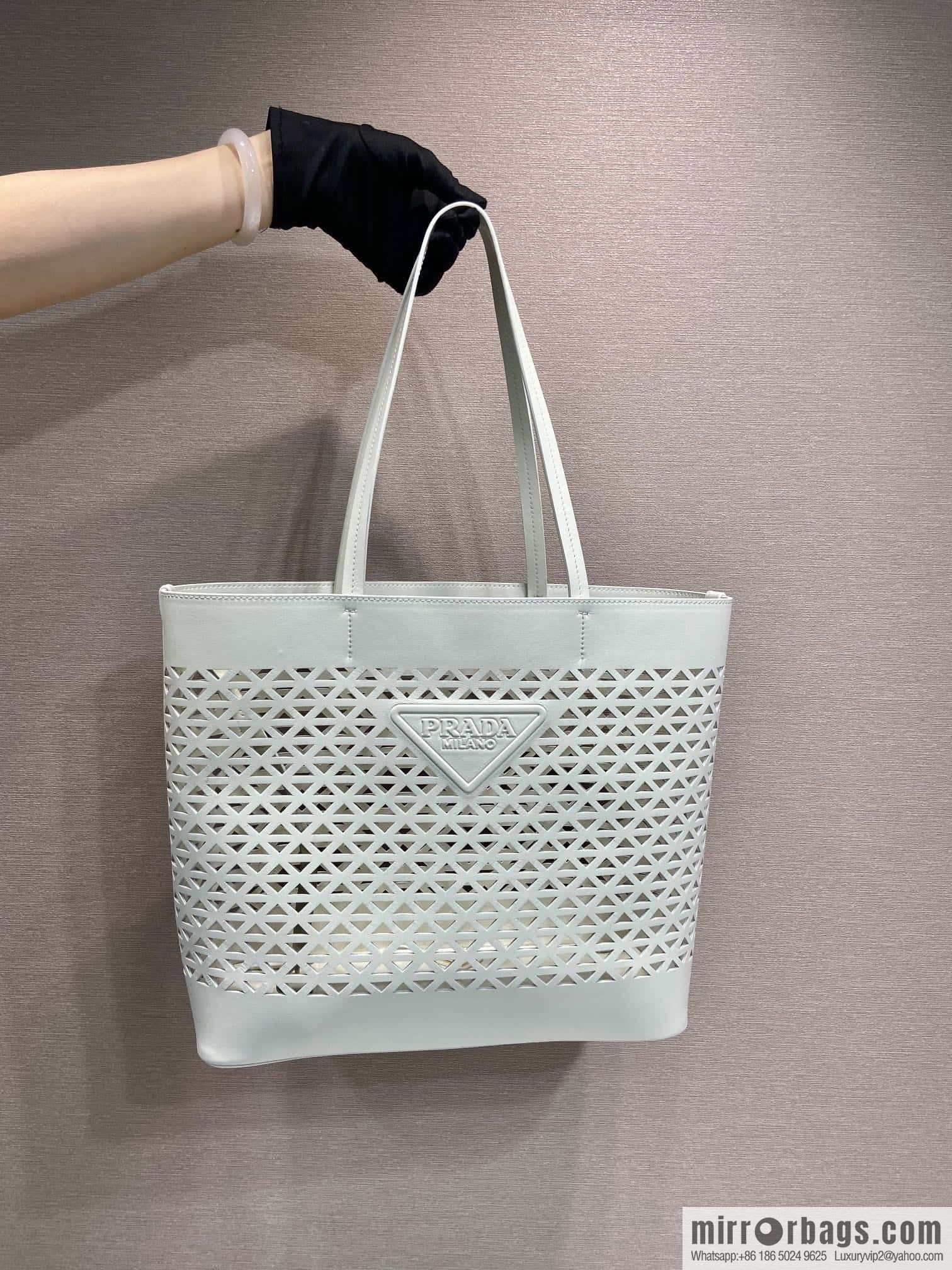 PRADA 🎉 hollow tote bag 🎉 1BG503 hollow 🎉🎉 white