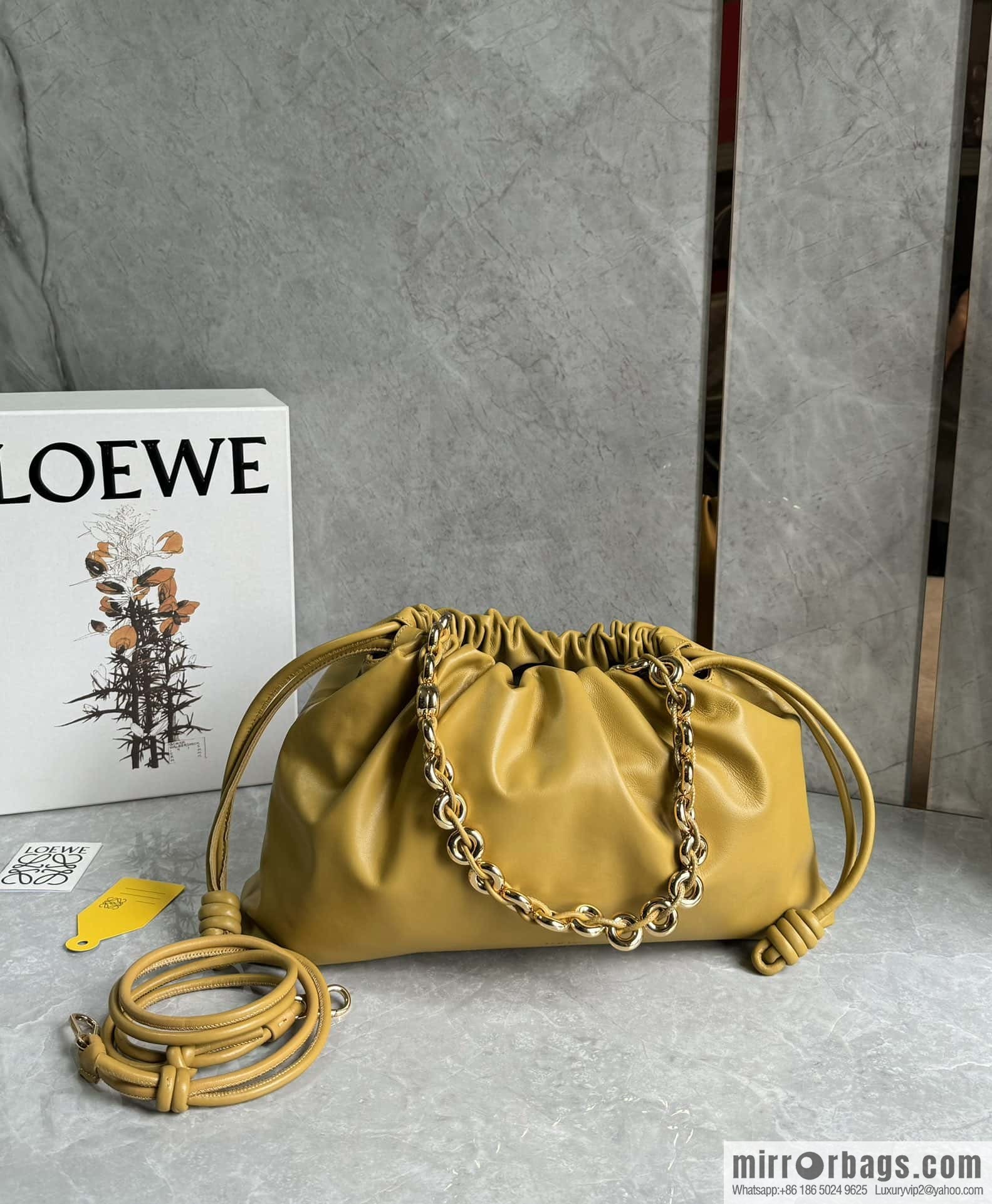 LOEWEFlamenco Purse large lucky bag 🔥 0802 yellow