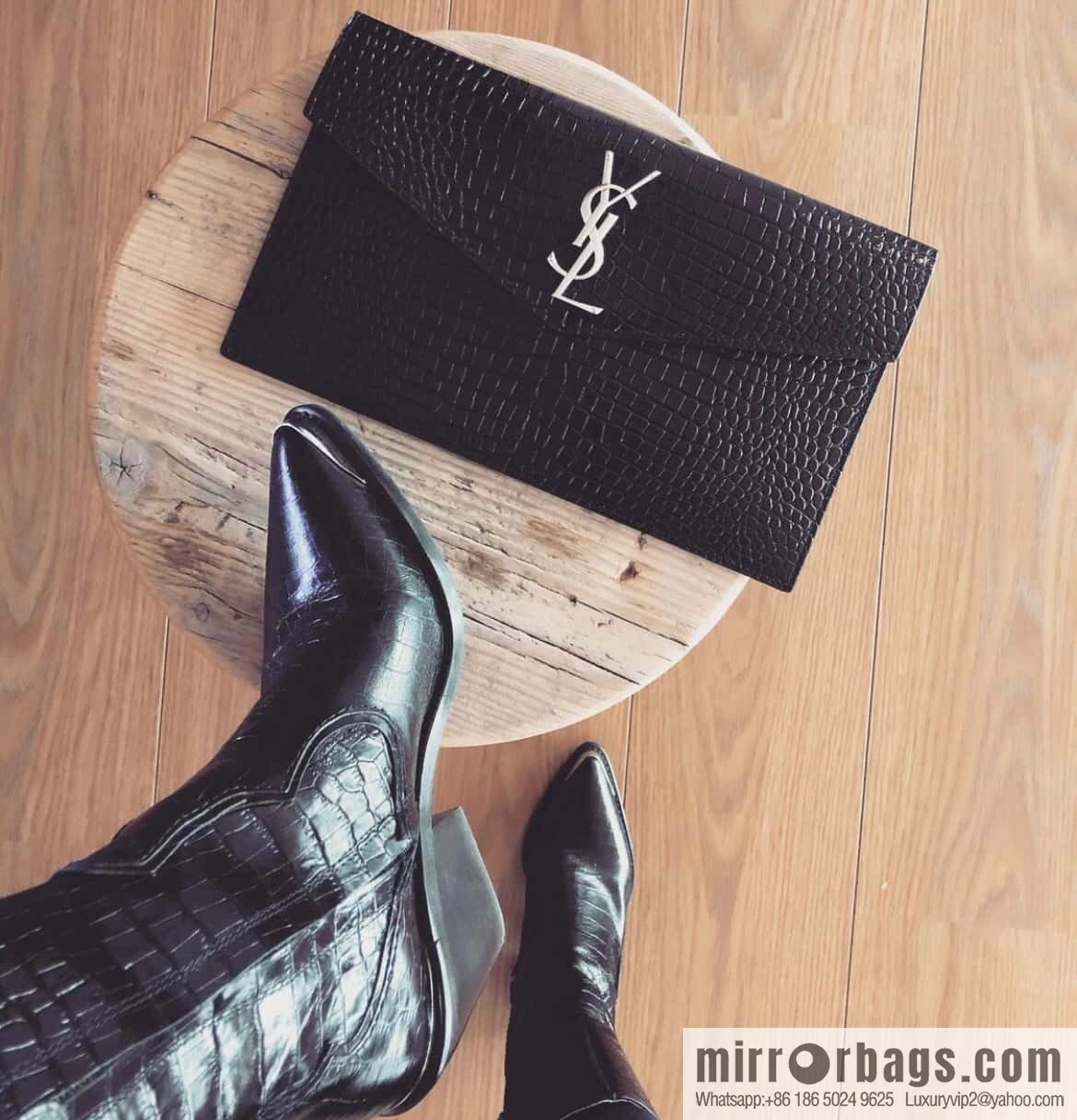 YSL 𝑼𝒑𝒕𝒐𝒘𝒏_ crocodile clutch 565739 black/silver buckle