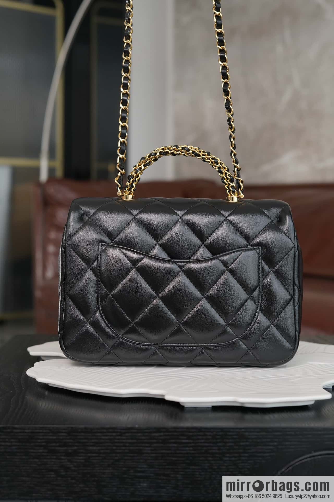 𝐂𝐇𝐀𝐍𝐄𝐋 𝟐𝟒𝐛 Flap new thick chain handle, large AS5043 black