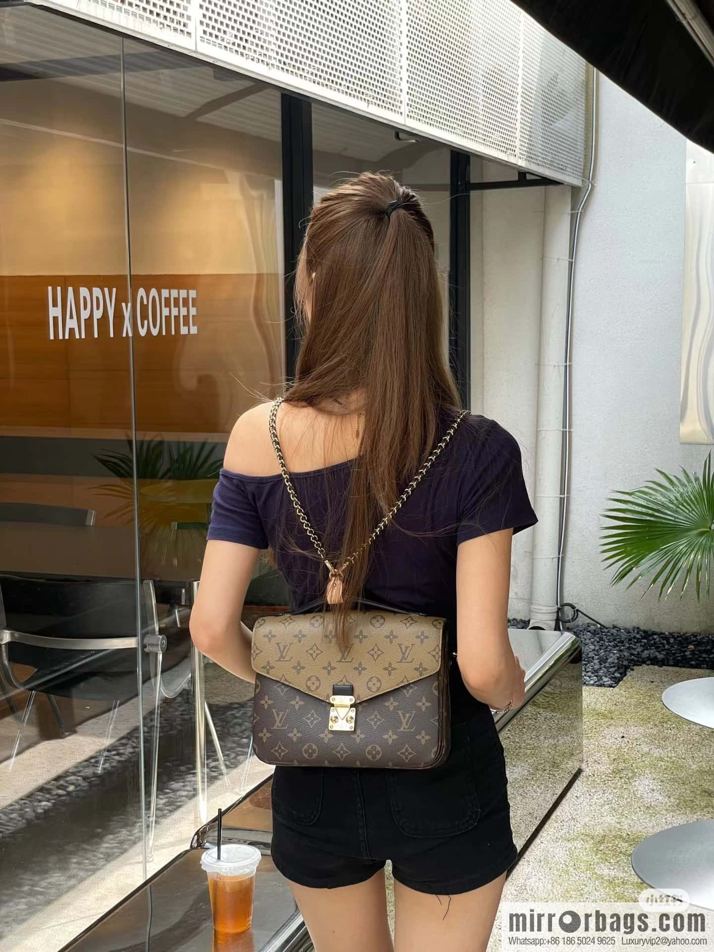 LV M11941 Pochette Métis Backpack