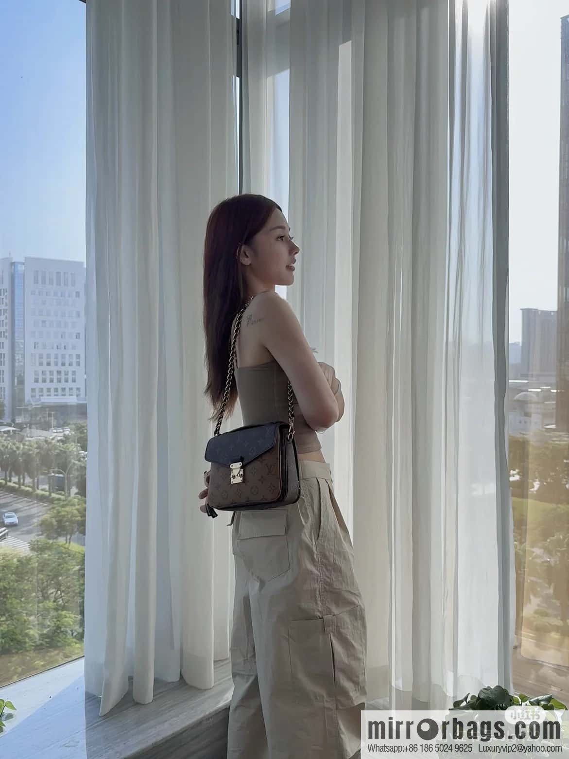LV M11941 Pochette Métis Backpack