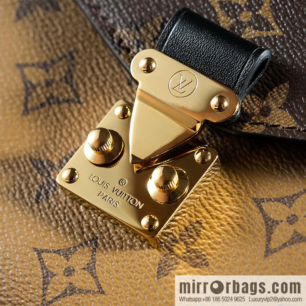LV M11941 Pochette Métis Backpack