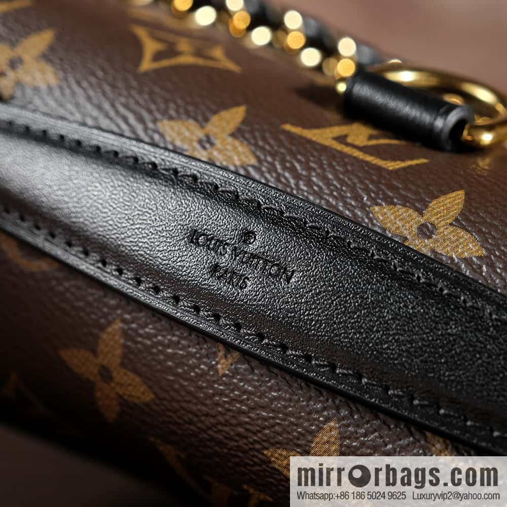 LV M11941 Pochette Métis Backpack