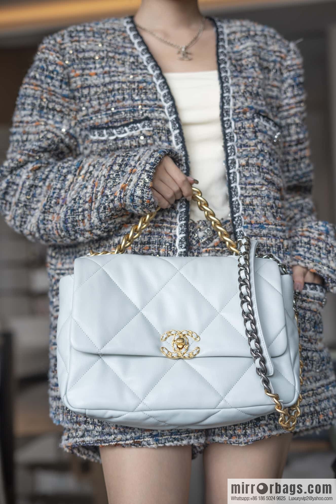 ππππ‘ππ βΆβΎ πππ medium, light blue AS1161