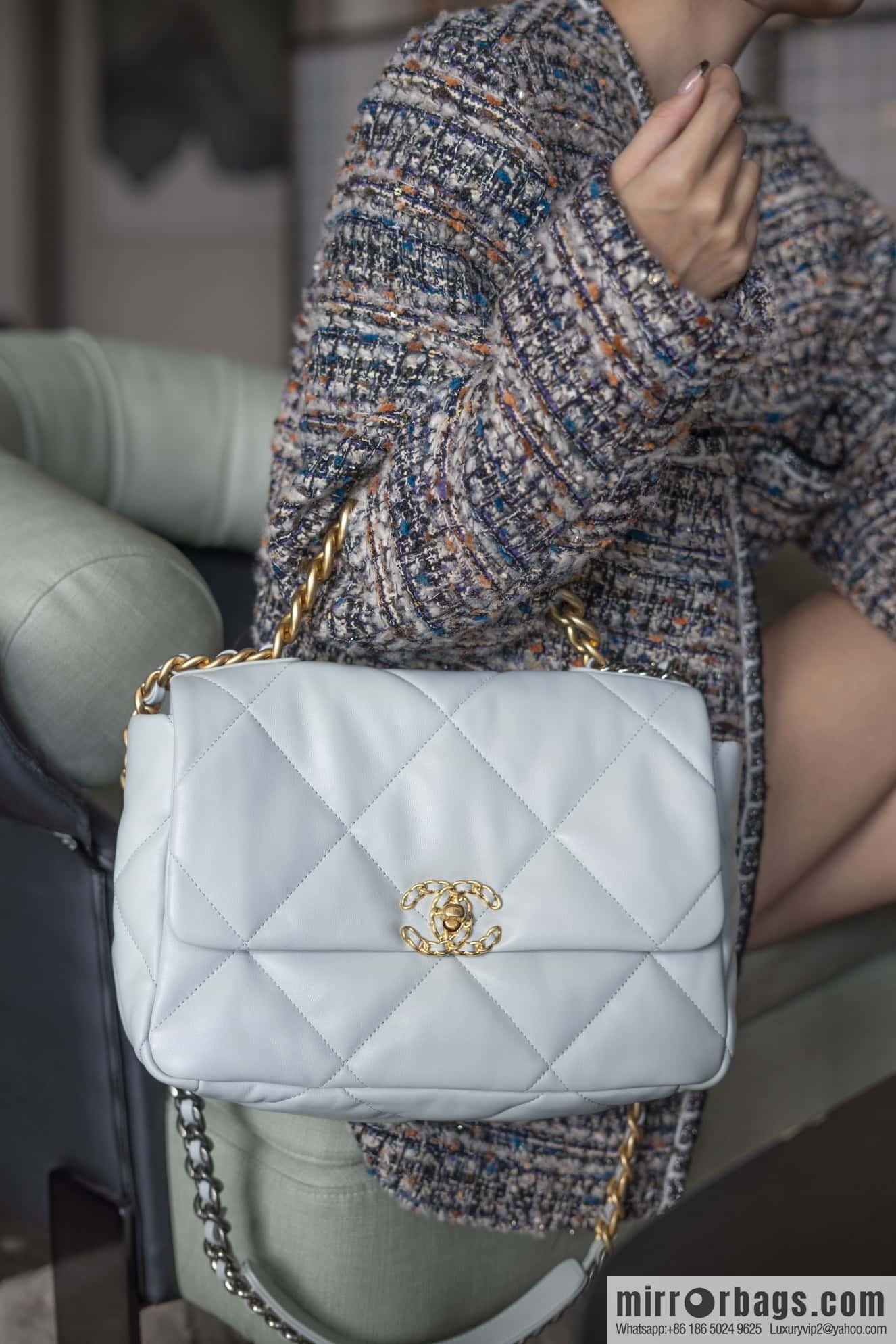 ππππ‘ππ βΆβΎ πππ medium, light blue AS1161