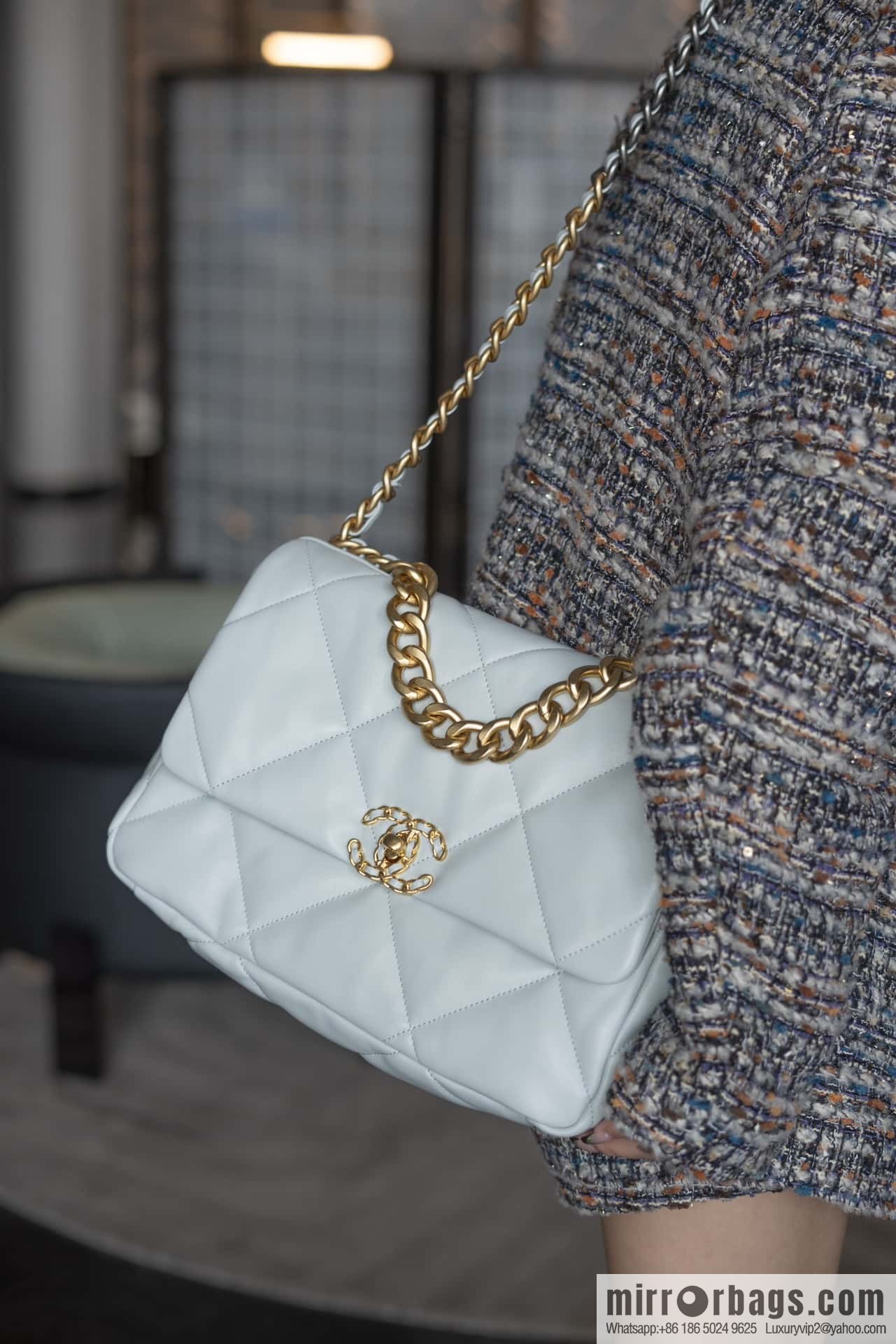 ππππ‘ππ βΆβΎ πππ medium, light blue AS1161