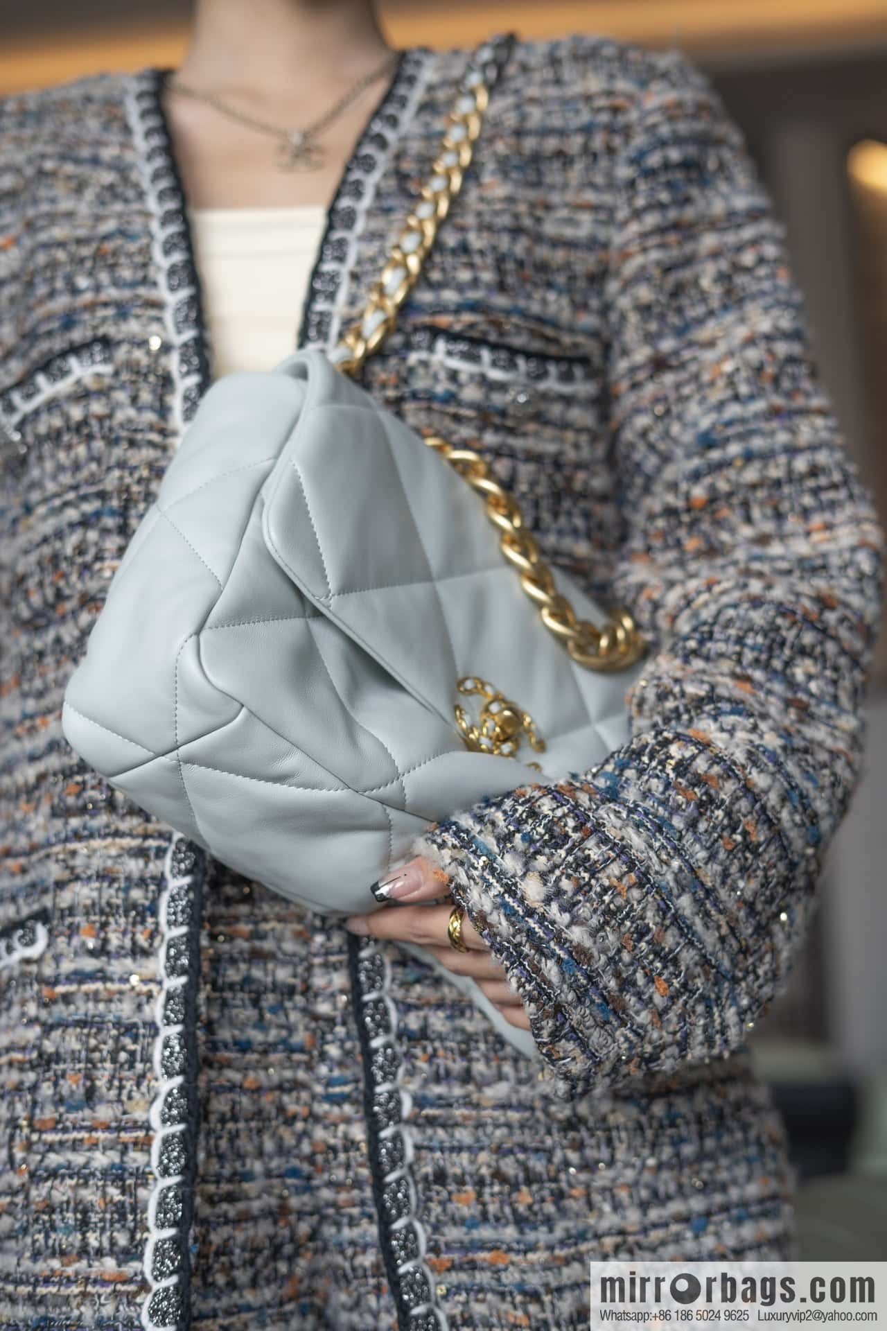 ππππ‘ππ βΆβΎ πππ medium, light blue AS1161