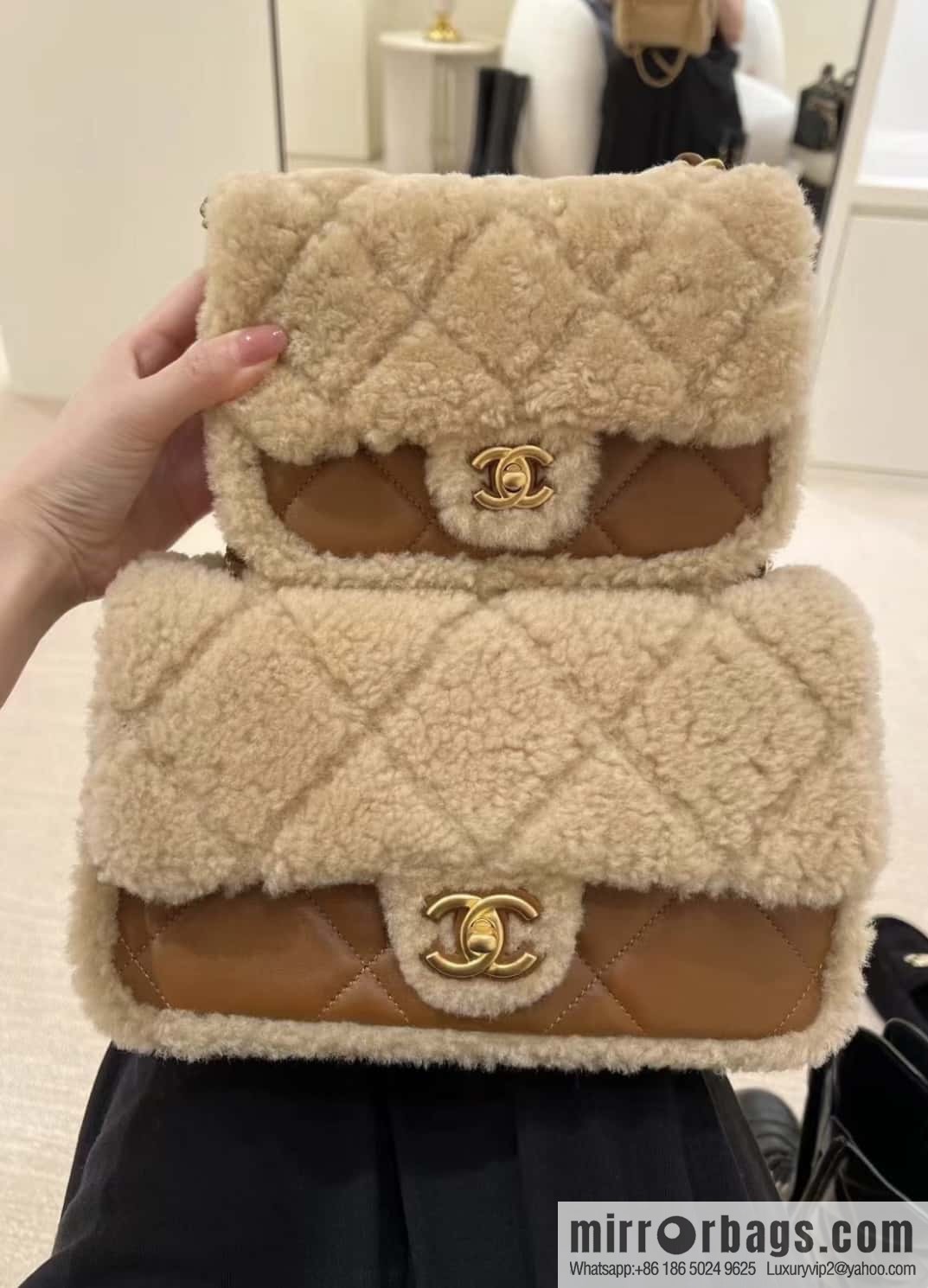 𝗖𝗛𝗔𝗡𝗘𝗟 24K Classic CF Teddy Bear, Large, Apricot AS5149 B18194 NZW48